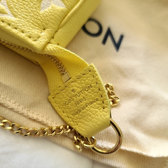 MINI POCHETTE YELLOW SPRING IN THE CITY COLLECTION LOUIS VUITTON - Picture 6 of 8